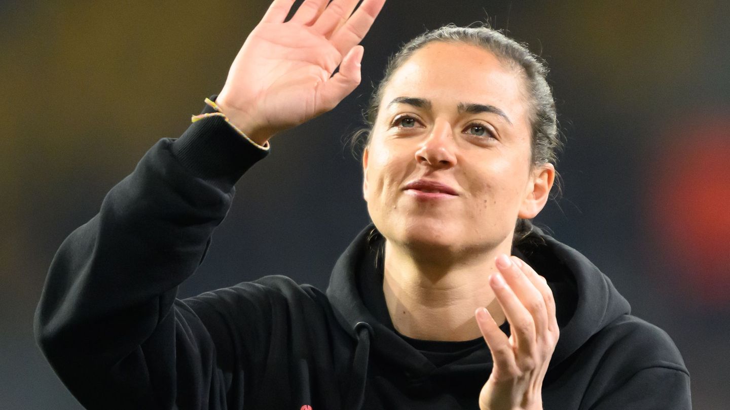 Erster Trainerin im deutschen Männer-Profifußball: Sabrina Wittmann hat beim FC Ingolstadt verlängert. (Archivbild) Foto: Robert