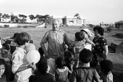 Hermann Gmeiner, Gründer der SOS-Kinderdörfer, Anfang der 1980er Jahre