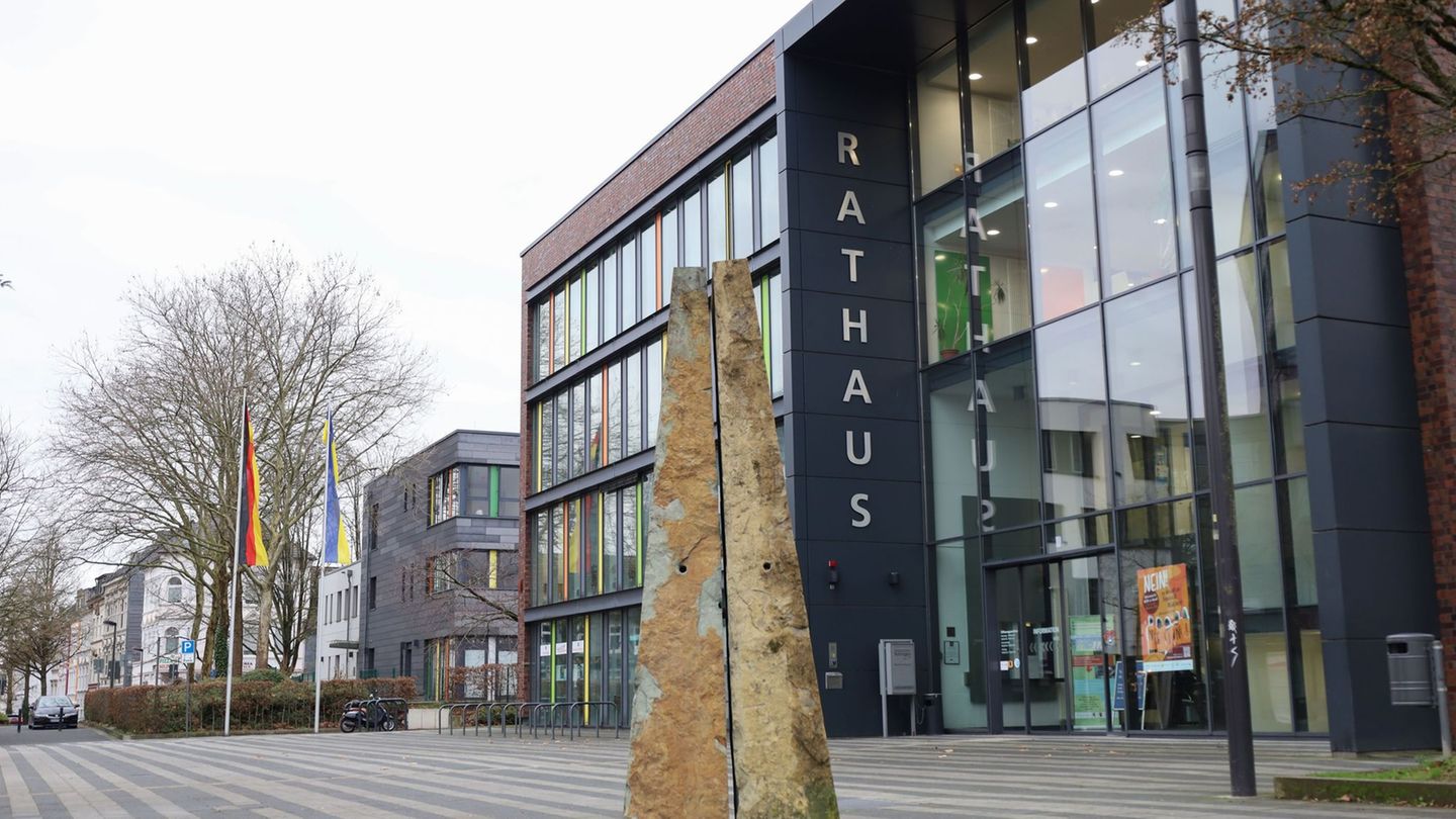 Schleuser-Affäre: Suspendierung ausgesetzt (Archivbild) Foto: Gianni Gattus/TNN/dpa