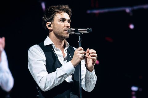 Clueso erreicht zum vierten Mal die Spitzenposition in den Offiziellen Deutschen Album-Charts.