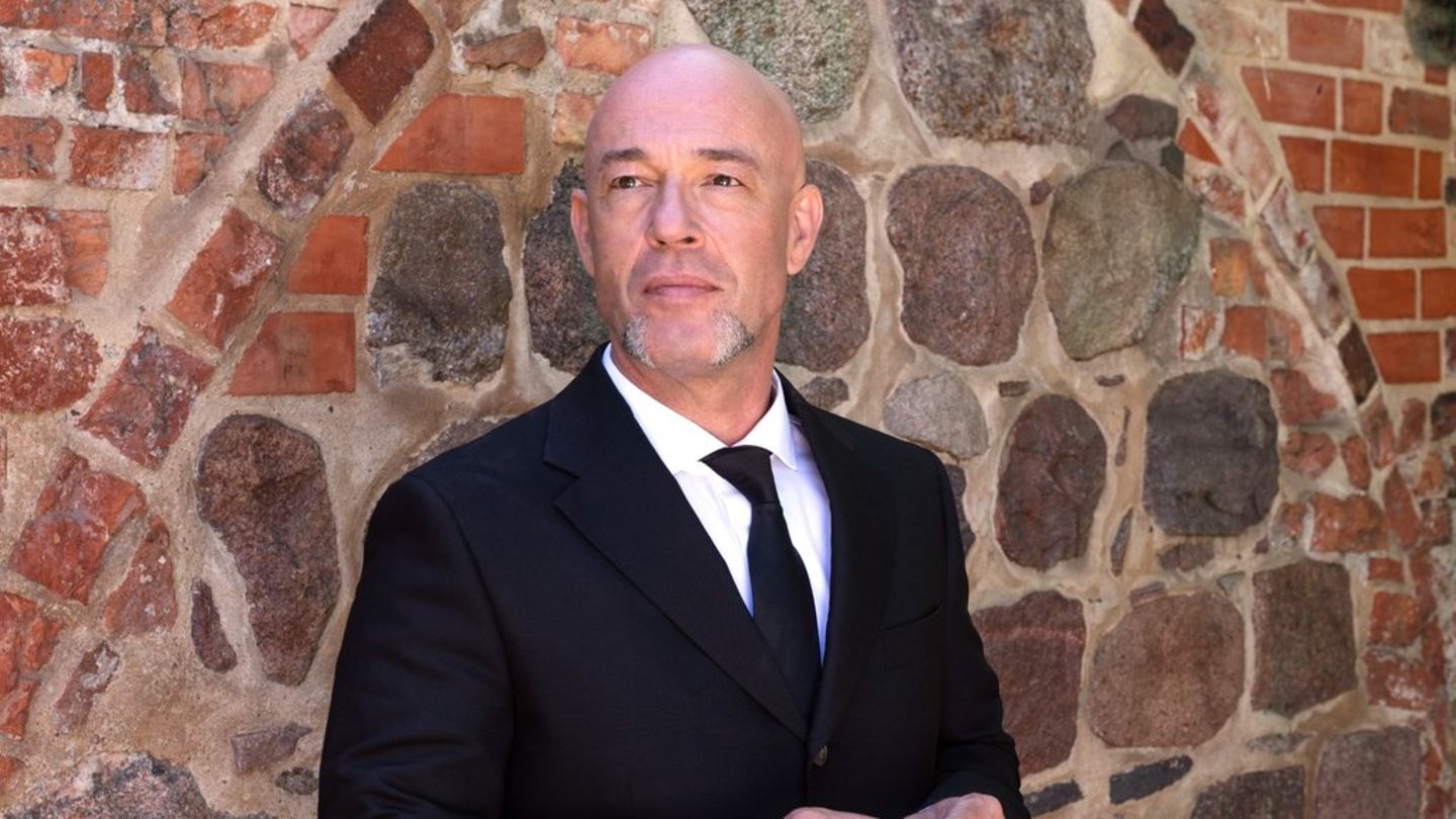 Der Graf von Unheilig musste Schreckmomente auf der Bühne erleben.