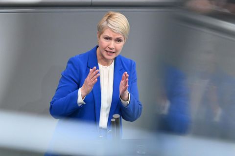 Für Benzinpreisbremse: Die Schweriner SPD-Ministerpräsidentin Manuela Schwesig