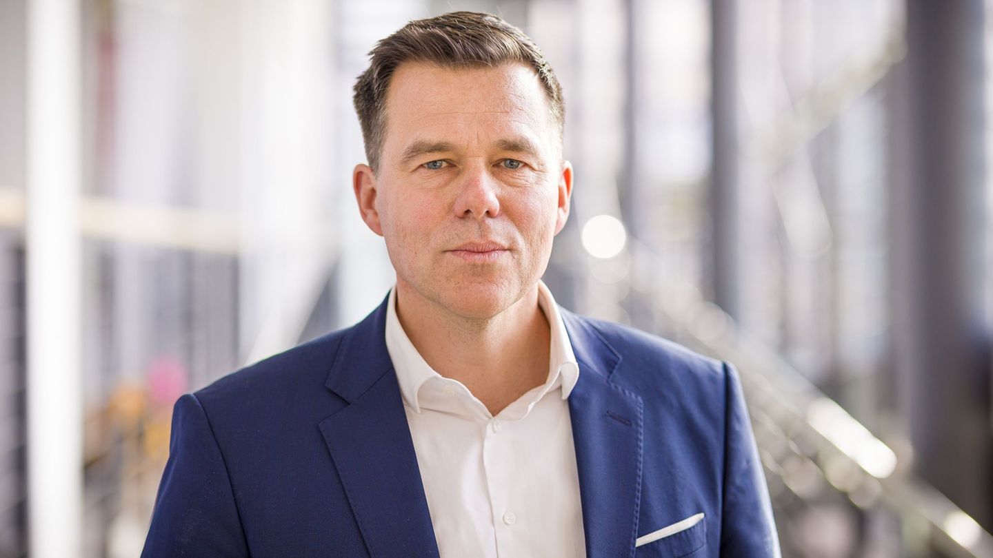 Gero Hocker wurde zum neuen Chef der FDP in Niedersachsen gewählt. Foto: Moritz Frankenberg/dpa