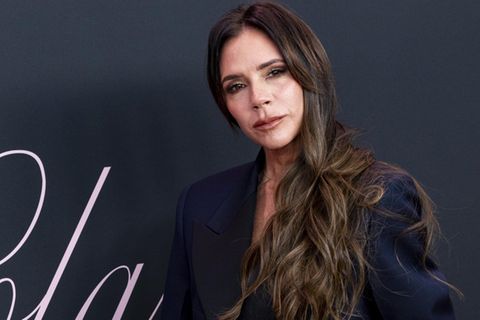 Victoria Beckham feiert ihre Mode und ihre Show - allerdings ohne Sohn Brooklyn.