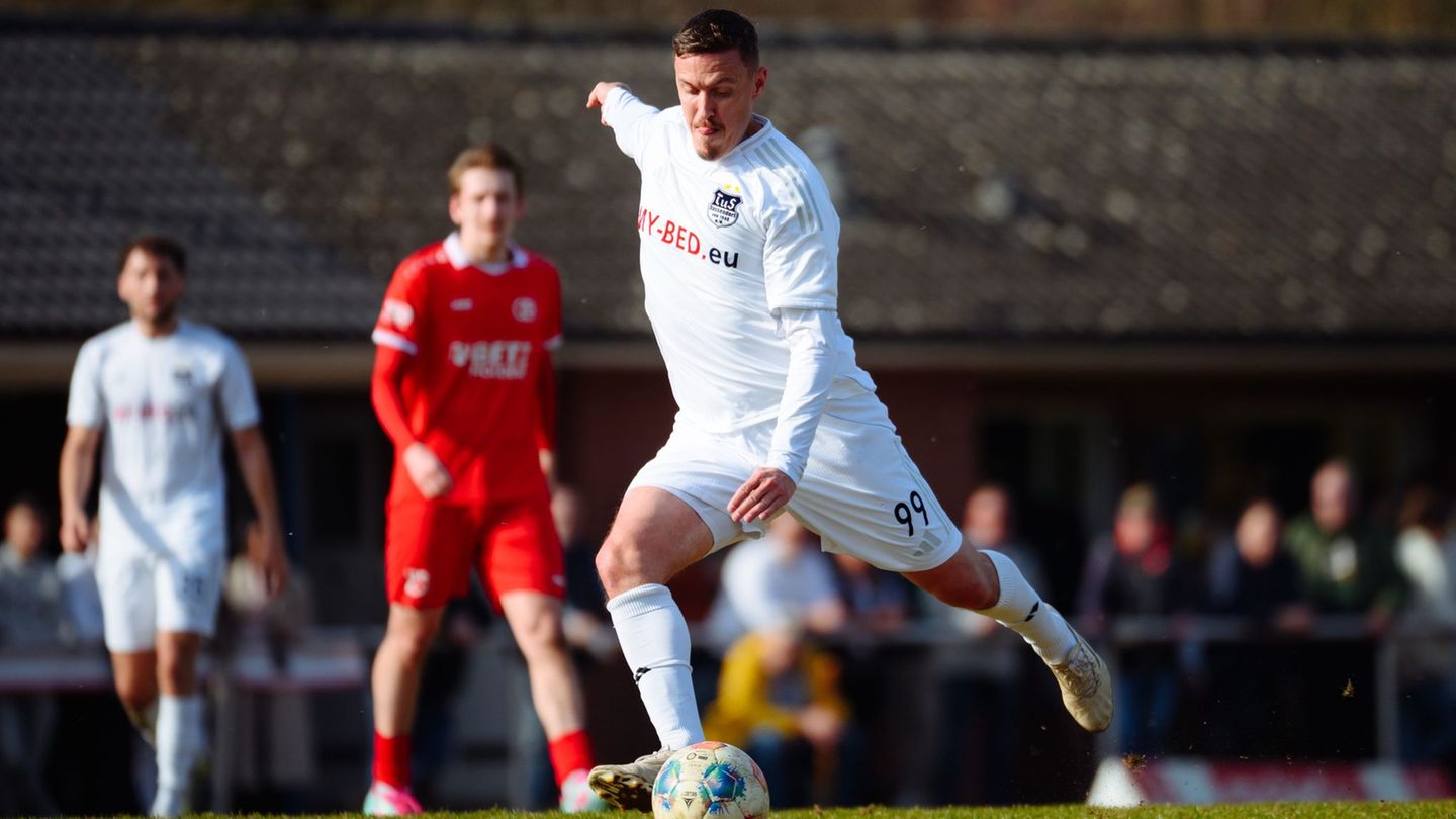 Fußball: Ein "geiler Typ": Max Kruse feiert Debüt in Dassendorf