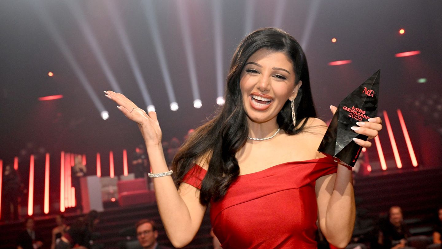 Die neue "Miss Germany" konnte es kaum fassen. Foto: Felix Hörhager/dpa