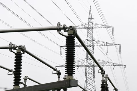 Die Polizei sucht nach den Tätern. (Symbolbild) Foto: Bernd Weißbrod/dpa