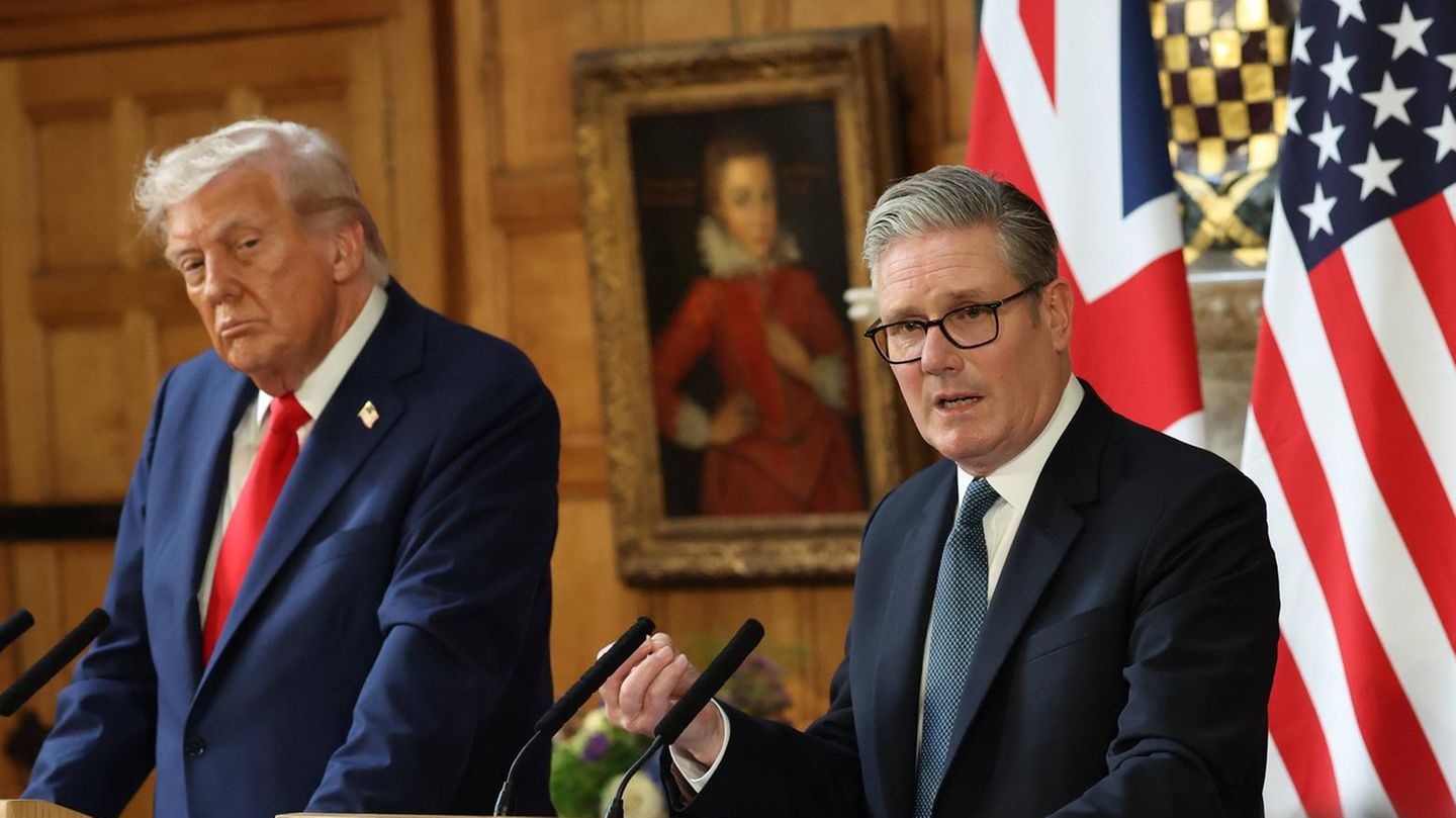 US-Präsident Donald Trump und der britische Premierminister Keir Starmer (Archivbild)