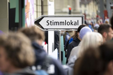 Der Vorstoß hat nach Prognosen keine Mehrheit gefunden. (Symbolbild) Foto: Anthony Anex/KEYSTONE/dpa