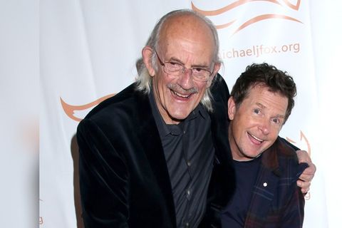 Seit den Dreharbeiten zu "Zurück in die Zukunft" gut befreundet: Michael J. Fox (r.) und Christopher Lloyd.