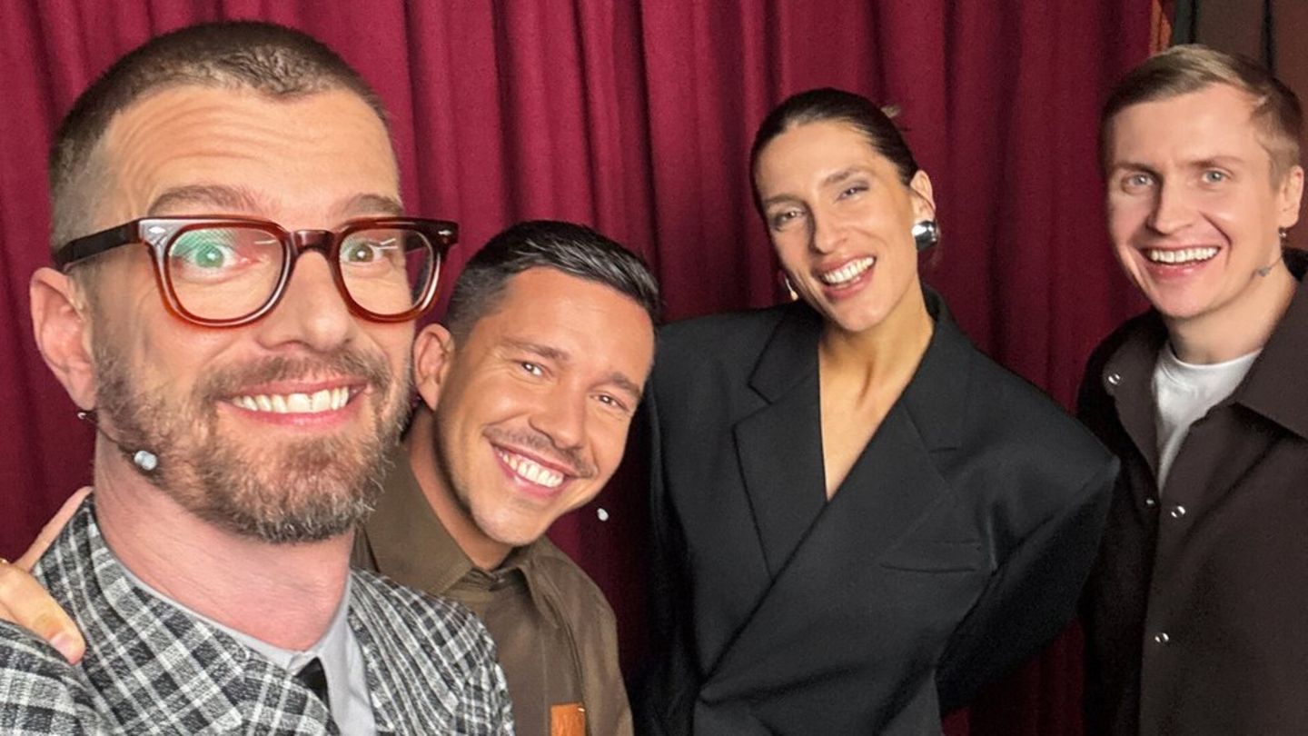 Joko (v.l.) mit seinen Herausforderern der elften Staffel: Sänger Nico Santos, Tennisstar Andrea Petković und Kabarettist Till