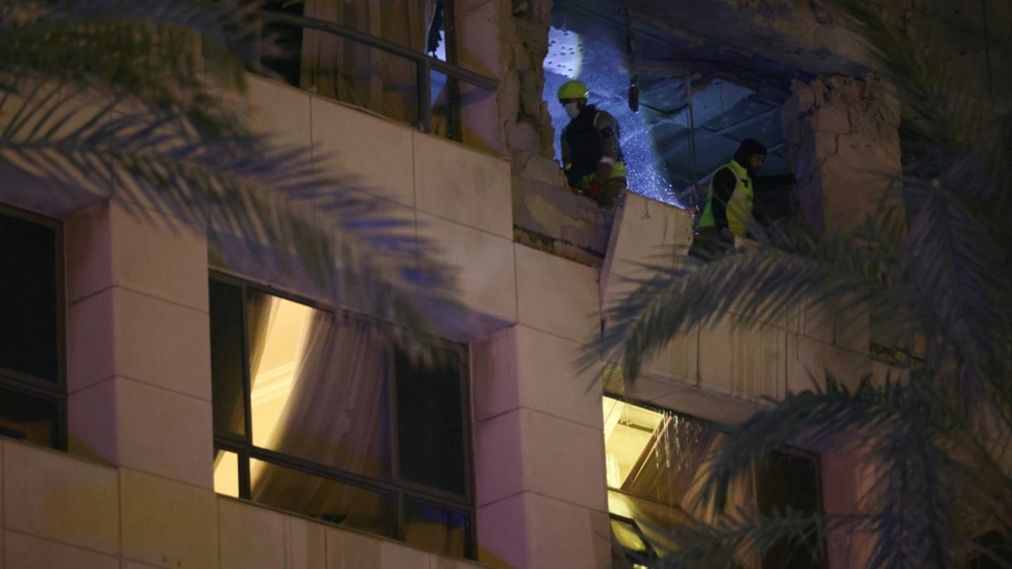 Getroffenes Hotel in Beirut