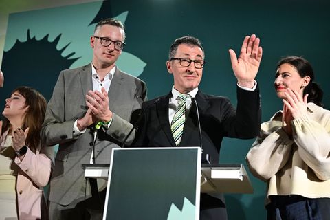 Grünen-Kandidat Özdemir bot noch am Wahlabend der CDU eine erneute Zusammenarbeit an. Foto: Bernd Weißbrod/dpa