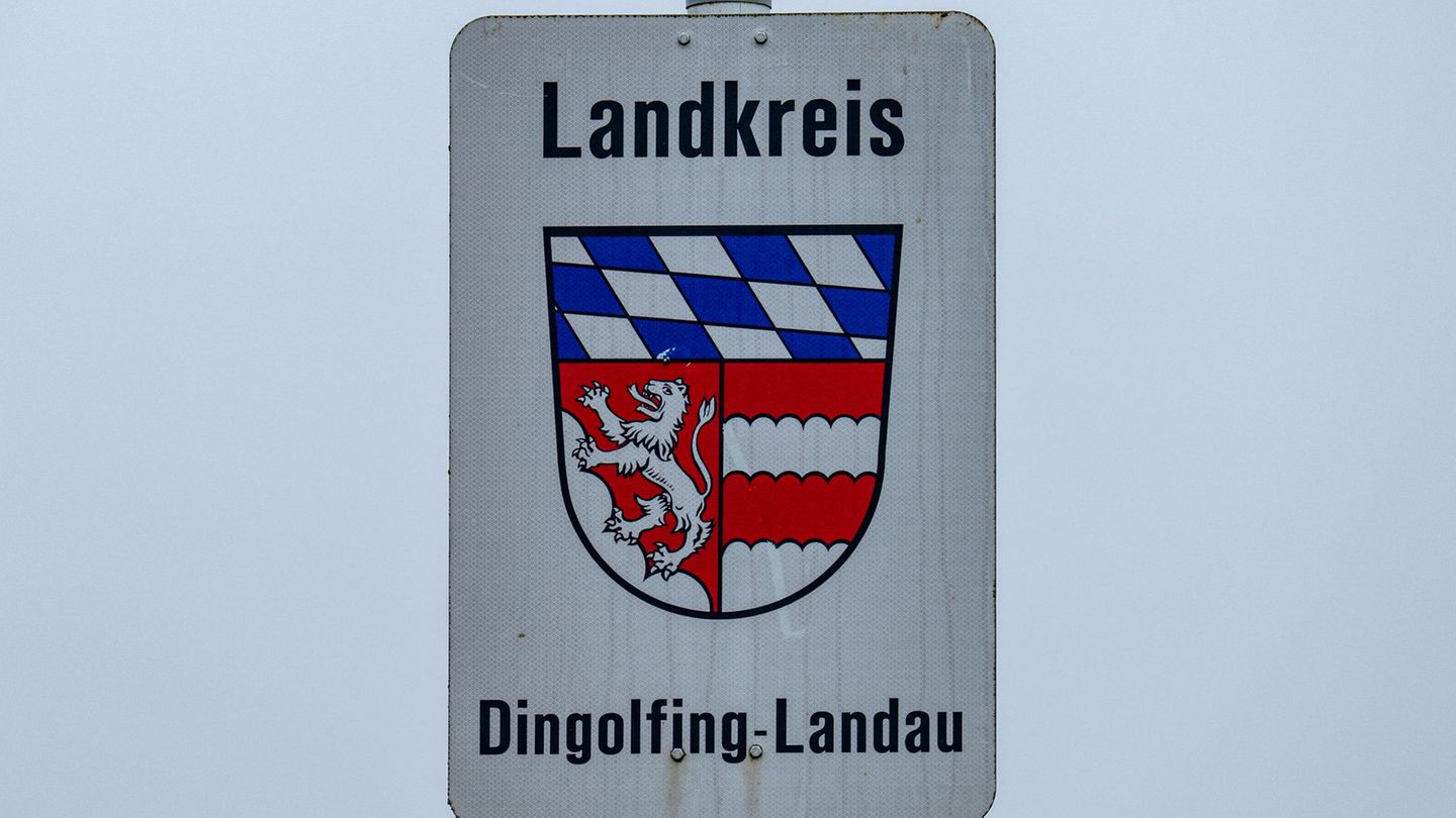 Die Landratswahl im Landkreis Dingolfing-Landau ist ausgezählt. (Archivbild) Foto: Armin Weigel/dpa