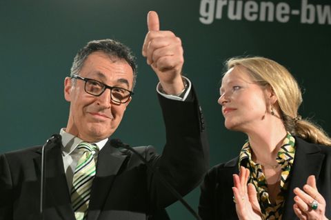 Cem Özdemir vor jubelnden Anhängern