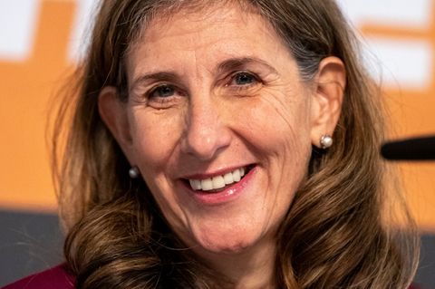 Die Stichwahl muss zeigen, wer Nachfolger von Landrätin Indra Baier-Müller in Sonthofen wird. (Archivbild) Foto: Peter Kneffel/d