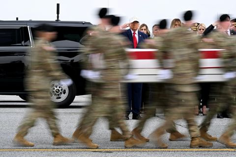 Zeremonie für sechs getötete US-Soldaten am Samstag