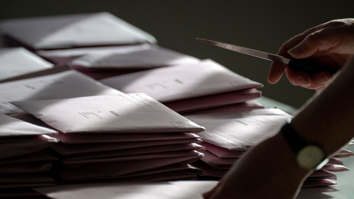 Eigentlich wollte Helmut Knaus nicht mehr Bürgermeister werden. (Symbolbild) Foto: Pia Bayer/dpa