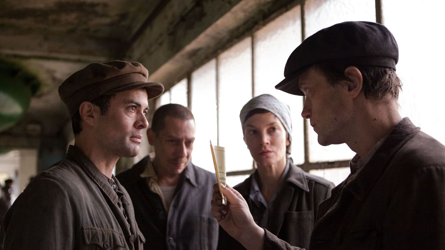 Was planen Tzvi (Nikolai Kinski, links), Anna (Sylvia Hoeks) und Max (August Diehl) im Nachkriegsdrama "Plan A – Was würdest du tun?" über einen wahren jüdischen Racheplan?