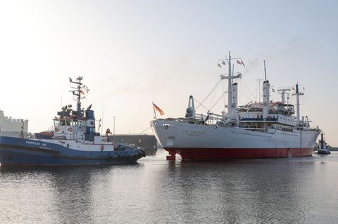 Nach einem Werftaufenthalt wird die "Cap San Diego" Ende März nach Hamburg zurückkehren. Foto: Focke Strangmann/dpa