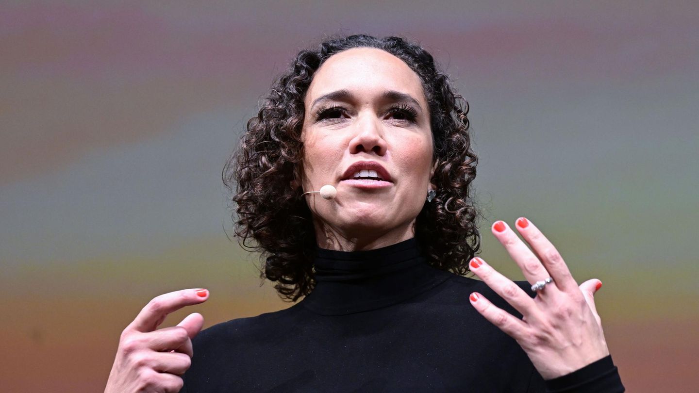 Baden-Württemberg: FDP-Politikerin verliert Wahlwette – und will sich Glatze rasieren