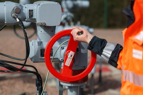 Das geplante Wasserstoff-Kernnetz gilt als wichtiger Baustein für die Dekarbonisierung der Industrie (Archivbild) Foto: Jan Woit