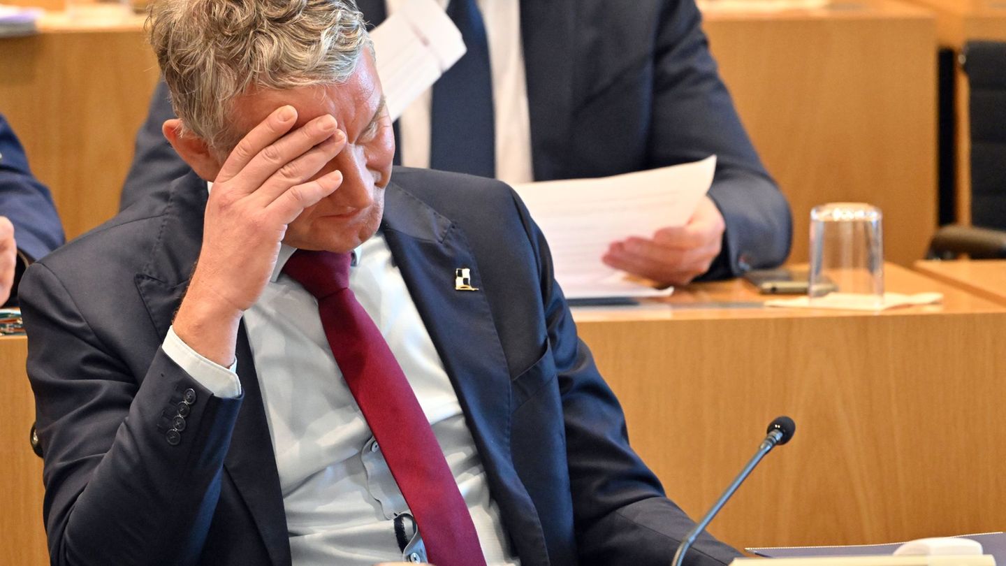 Im Verfahren gegen Thüringens AfD-Landespartei- und Fraktionschef Björn Höcke wegen des Vorwurfs der Volksverhetzung gibt es wei