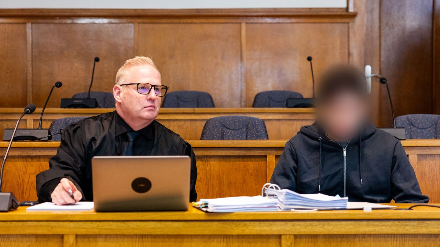 Der Angeklagte soll vor einem halben Jahr einen Polizisten im saarländischen Völklingen erschossen haben. Foto: Laszlo Pinter/dp