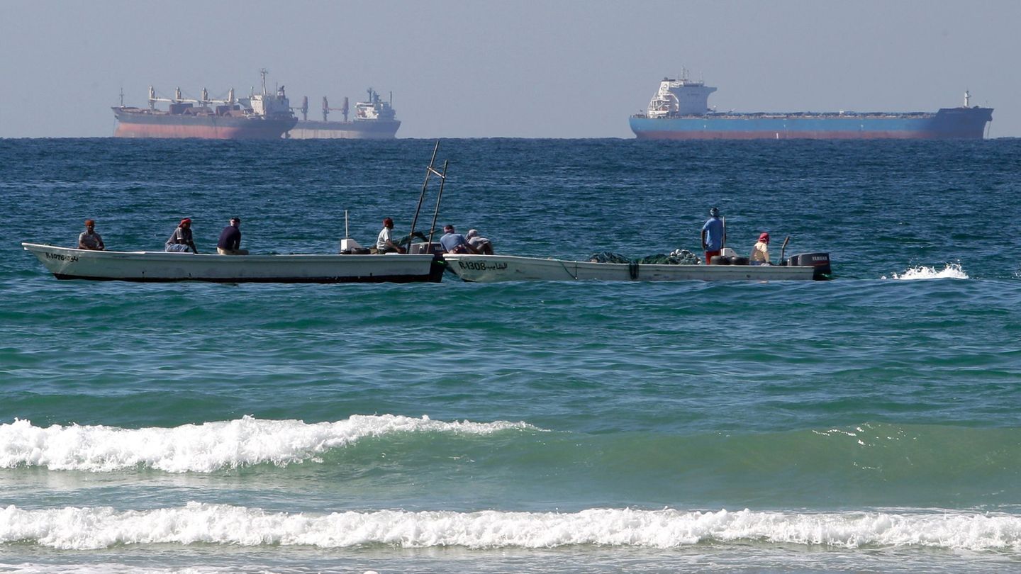 Der Transport von Rohöl aus den Förderregionen am Persischen Golf durch die Straße von Hormus ist faktisch zum Erliegen gekommen