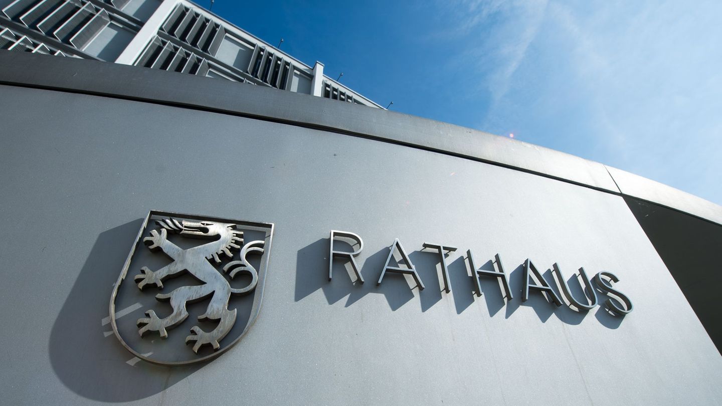 Im Ingolstädter Rathaus kann die CSU ihren Einfluss weiter ausbauen. (Archivbild) Foto: Armin Weigel/dpa