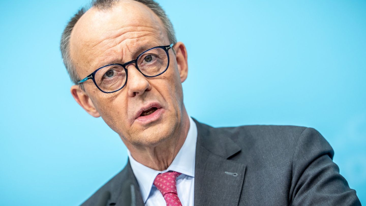 CDU-Chef und Kanzler Friedrich Merz pocht auf eine "Balance" zwischen CDU und Grünen in Baden-Württemberg. Foto: Michael Kappele