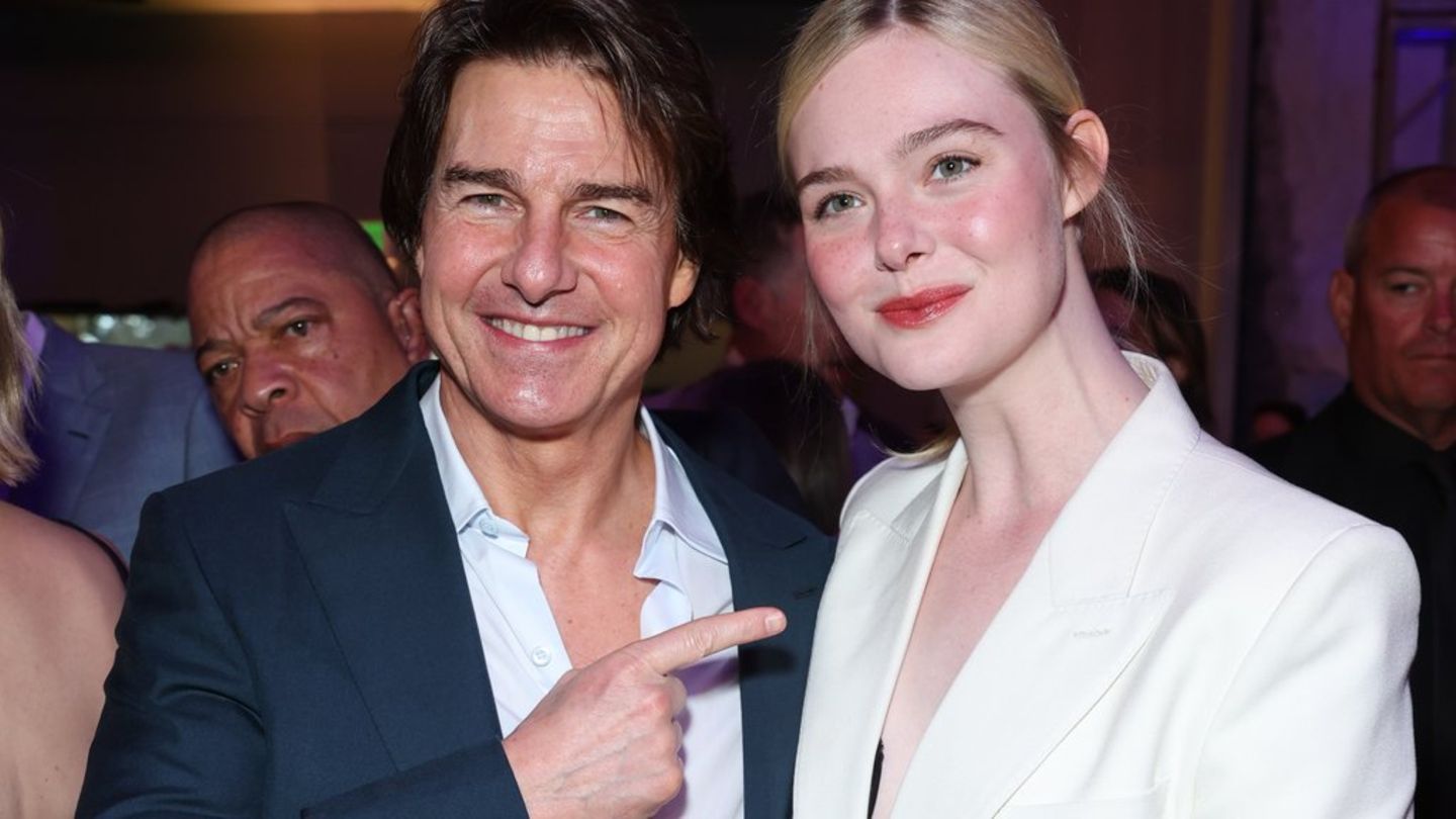 Tom Cruise und Elle Fanning bei den Saturn Awards in Los Angeles.
