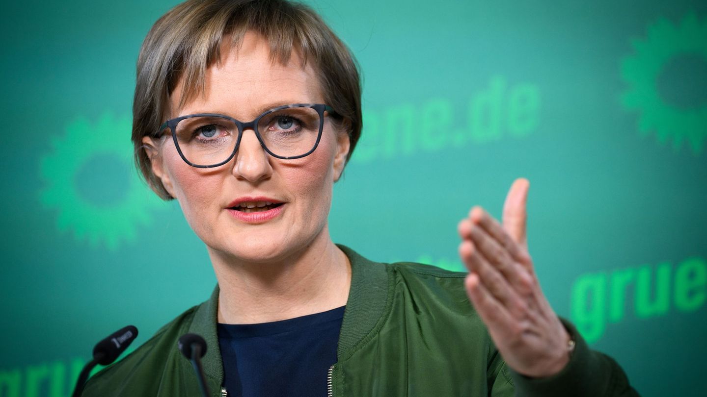 Grünen-Chefin Franziska Brantner will sich nicht auf eine Teilung der Amtszeit des baden-württembergischen Ministerpräsidenten e