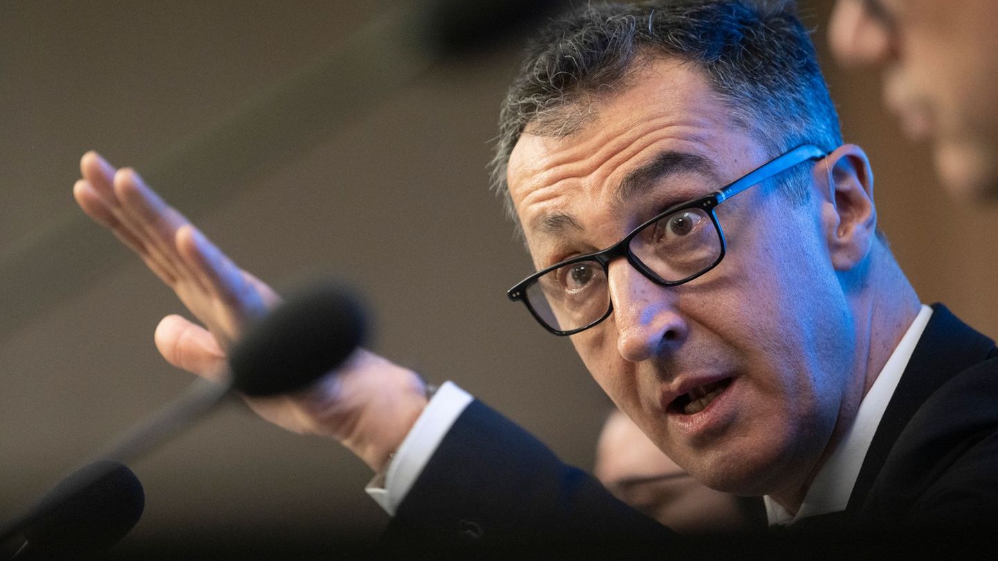 Grünen-Politiker Cem Özdemir will die nächste Landesregierung in Baden-Württemberg anführen. Foto: Marijan Murat/dpa