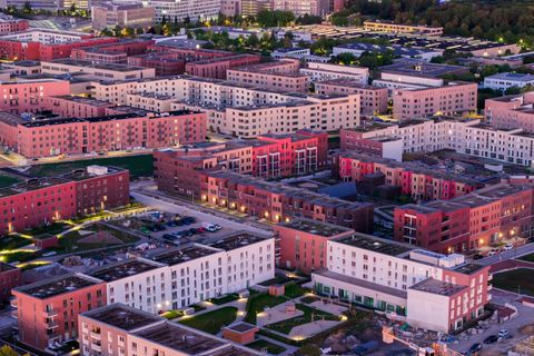 Die Grünen wollen sich für bezahlbares Wohnen einsetzen. (Symbolbild) Foto: Julian Stratenschulte/dpa