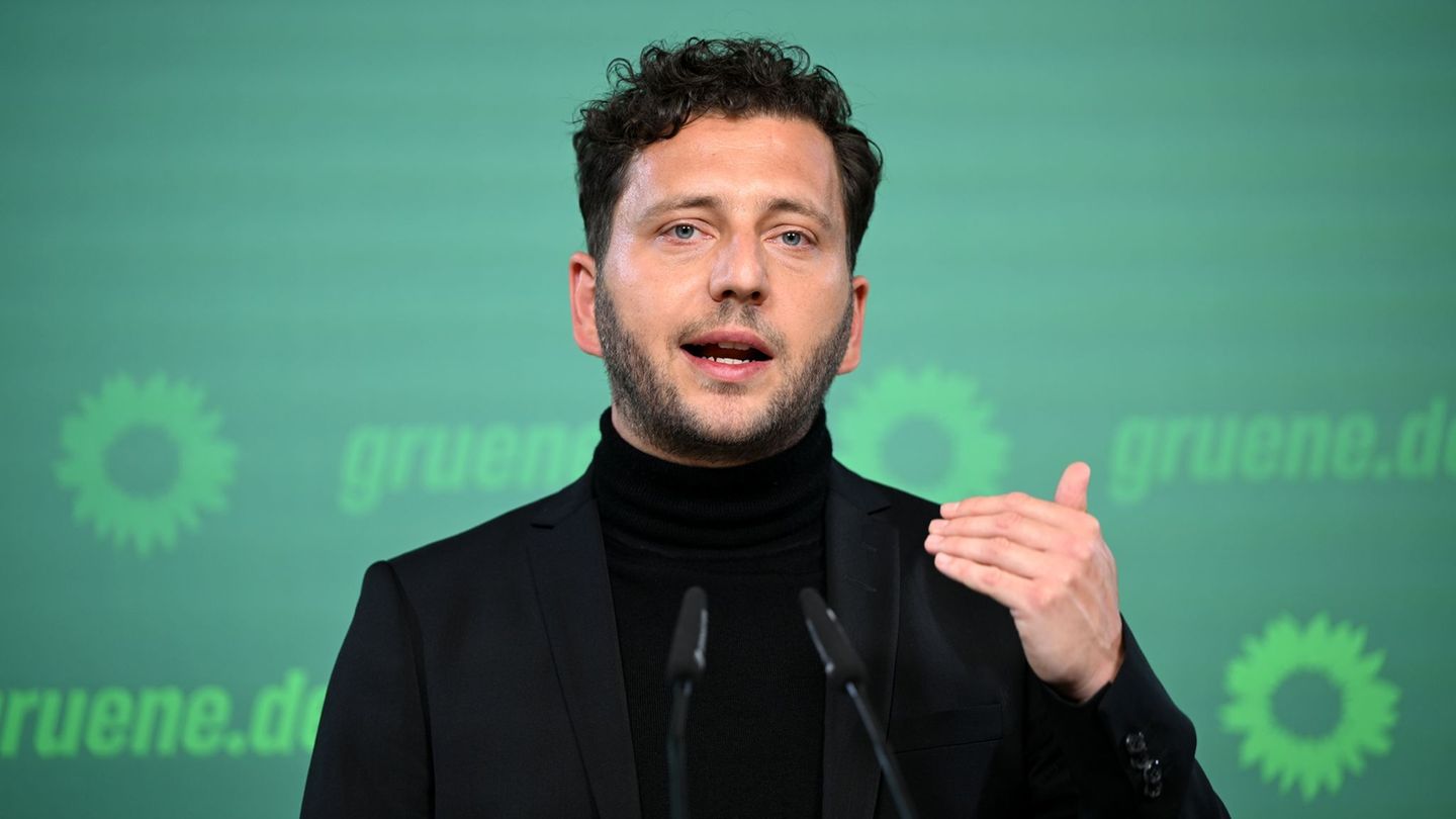 Banaszak lehnt den Vorschlag zur Amtszeit-Teilung ab. Foto: Lilli Förter/dpa