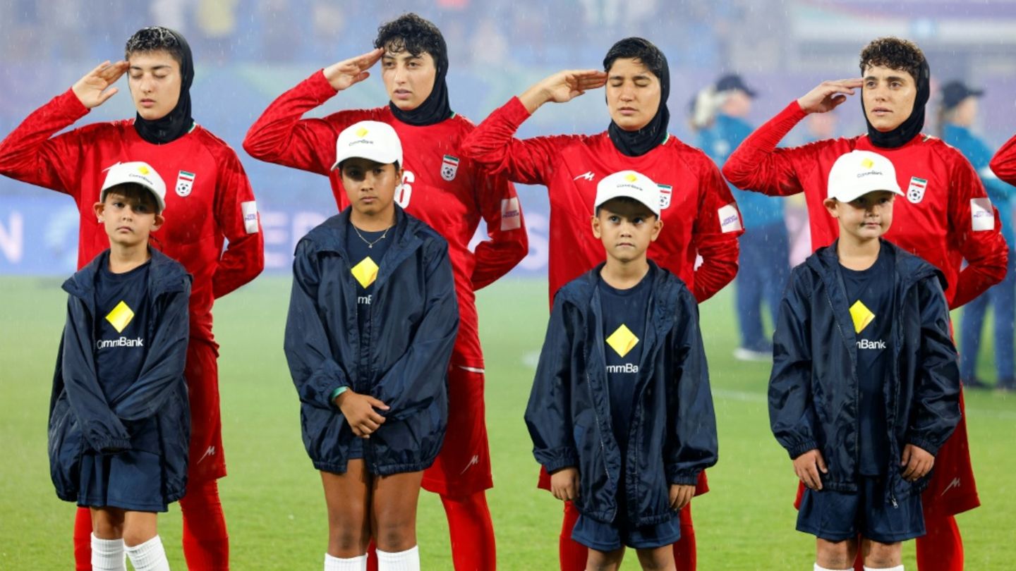 Irankrieg: Hymne nicht gesungen: Australien gewährt iranischen Fußballerinnen Asyl