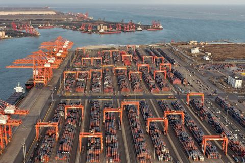 Chinas Wirtschaft hängt stark vom Export ab. (Symbolbild) Foto: Yang Shiyao/XinHua/dpa