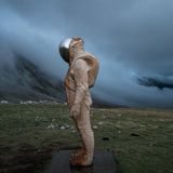 Astronaut aus Zedernholz