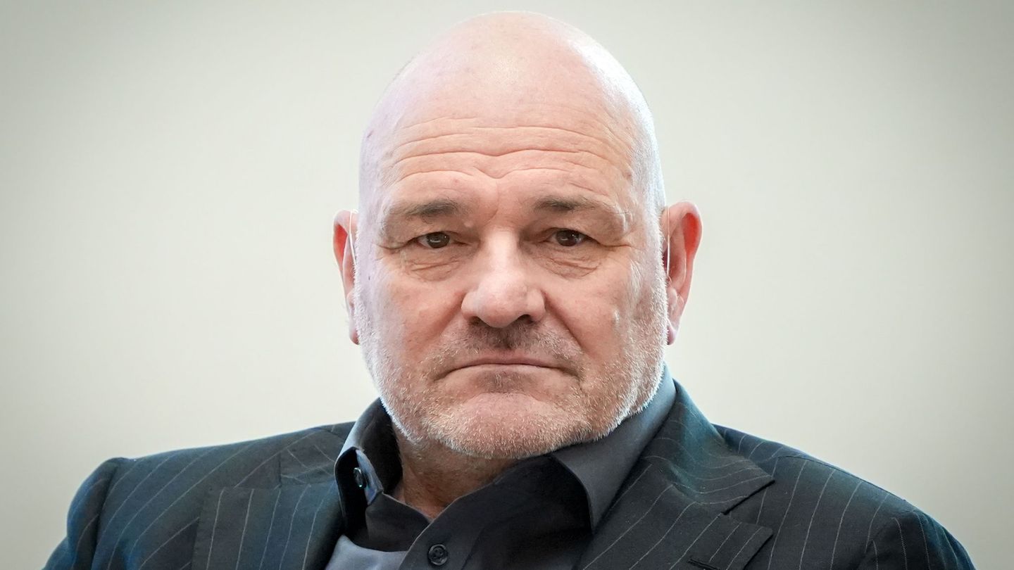 Brandenburgs Finanzminister Robert Crumbach ist nach dem Austritt aus dem BSW wieder in die SPD eingetreten. (Archivbild) Foto: