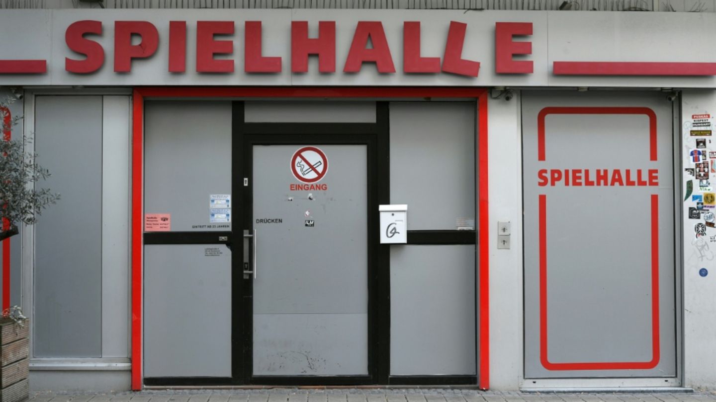 Umfrage: 80 Prozent zockten schon bei Glücksspiel