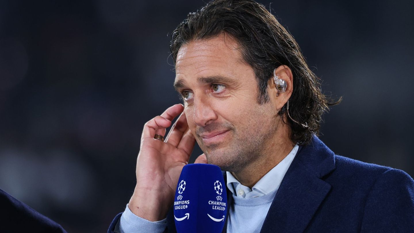 Der frühere Bayern-Stürmer Luca Toni kehrt als TV-Experte nach München zurück. (Archivbild) Foto: Jan Woitas/dpa