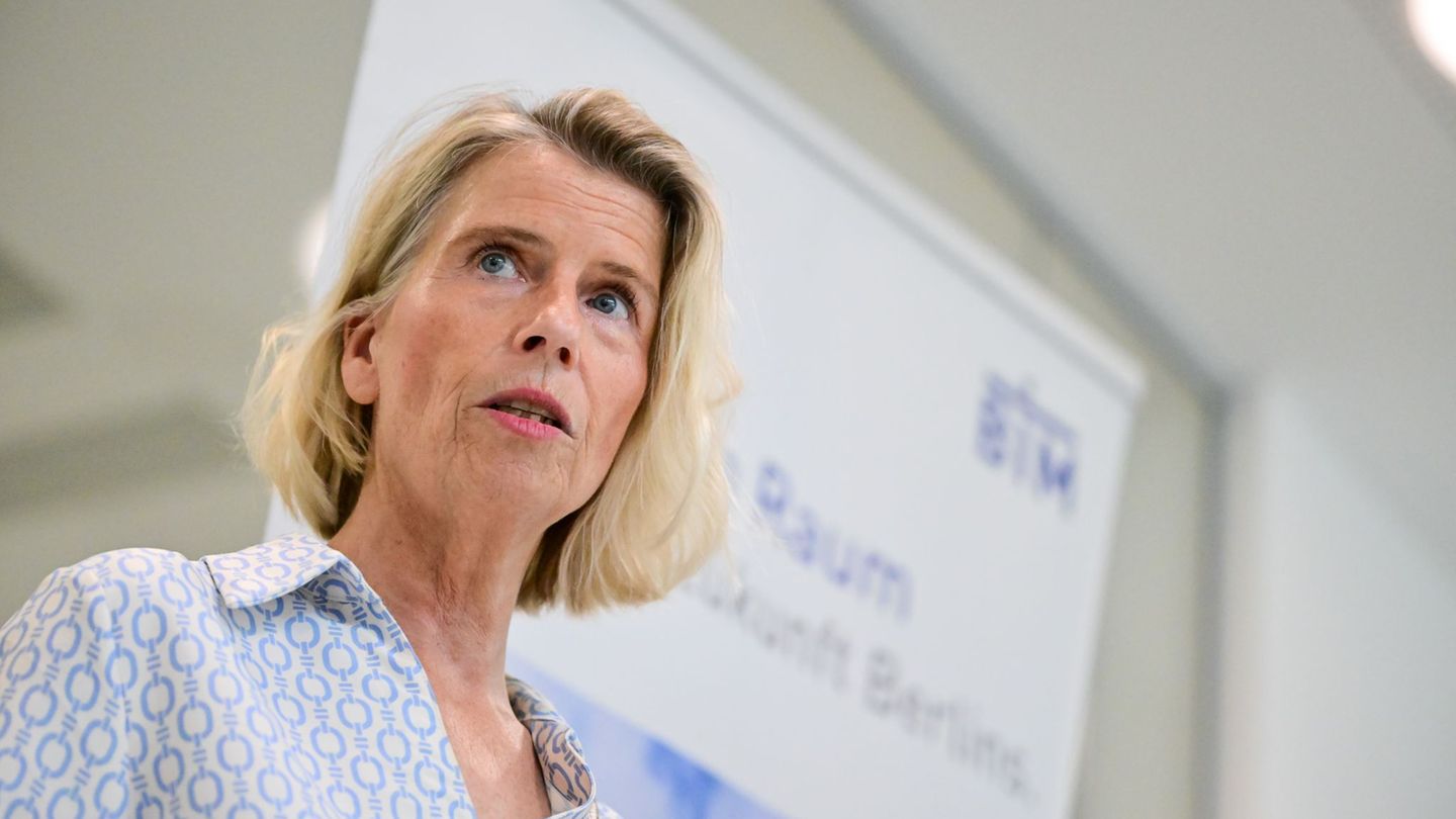Ihre Gesellschaft vergibt elf Grundstücke: BIM-Geschäftsführerein Birgit Möhring. Foto: Sebastian Gollnow/dpa