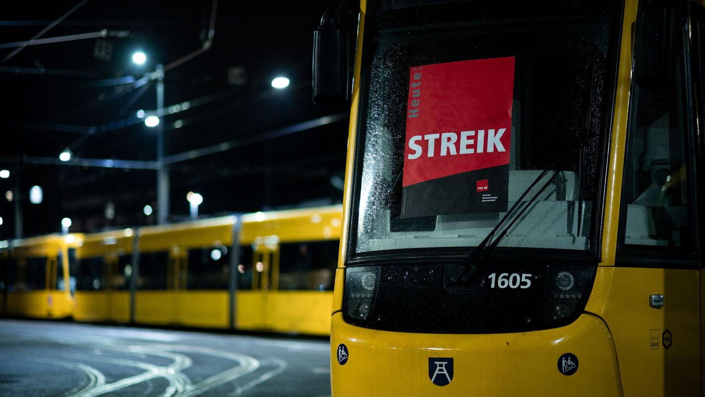 Tarifkonflikt mit Folgen: Nahverkehr-Warnstreiks im Ruhrgebiet und in Südwestfalen
