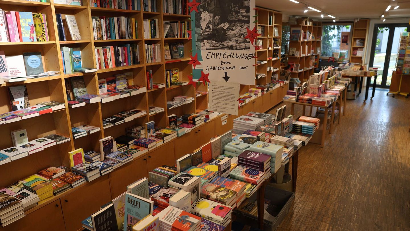 Weimer ließ drei Buchläden wegen "verfassungsschutzrelevanter Erkenntnisse" von der Liste für den Deutschen Buchhandlungspreis s