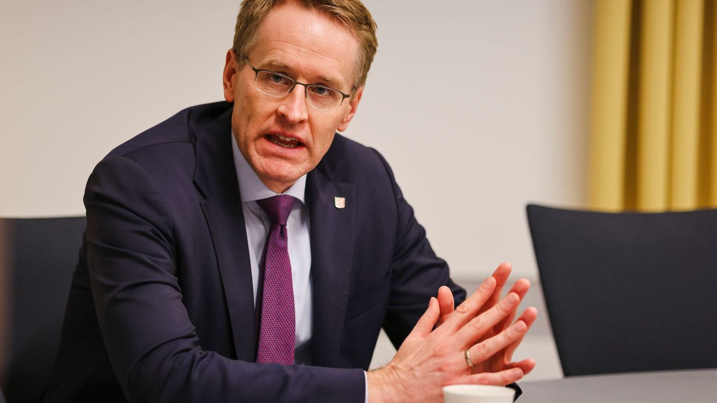 Arbeit: Günther macht Wohlstand von längerer Arbeit abhängig