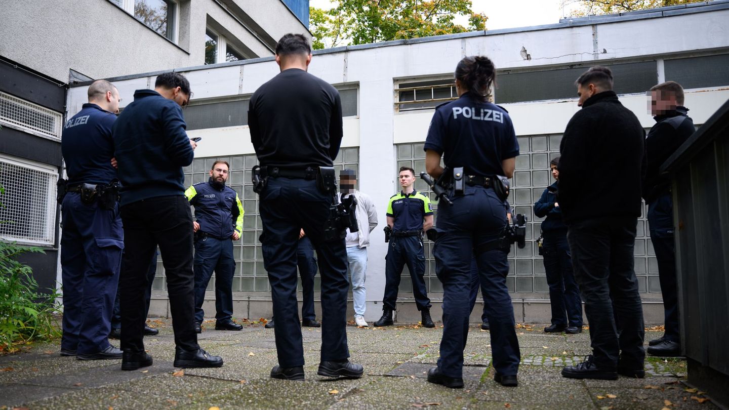 Die Kriminalstatistik der Berliner Polizei für 2025 wird vorgestellt. (Symbolbild) Foto: Bernd von Jutrczenka/dpa