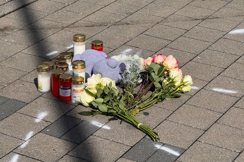 Die Anteilnahme nach dem tödlichen Vorfall war groß. (Archivbild) Foto: Marijan Murat/dpa