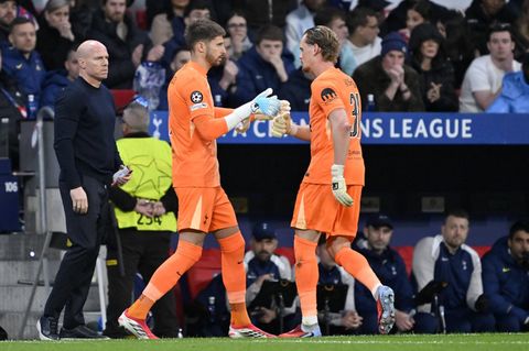 Champions League: Tottenhams Torwart Antonin Kinsky wird nach 17 Minuten ausgewechselt