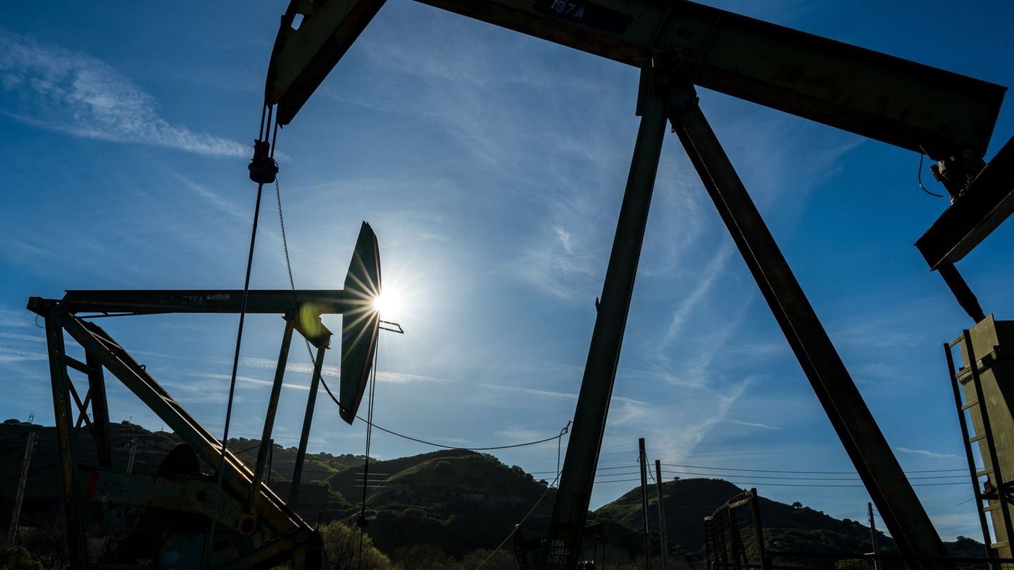 Steigende Ölpreise: Kommt Freigabe von Ölreserven? G7-Energieminister offen